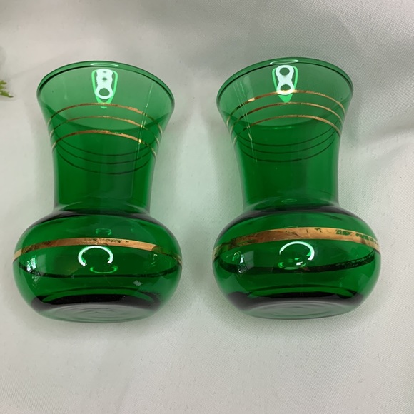 Set of 4 vintage MCM Anchor Hocking Emerald Green Bud Vases with gold leaf trim - Picture 7 of 9